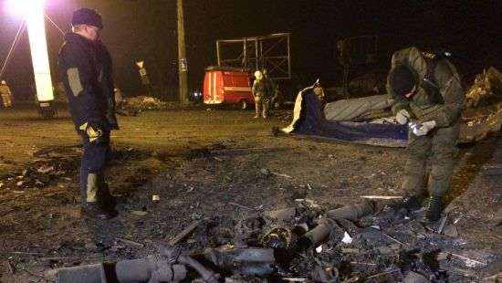 В Донецке снаряд уничтожил заправку и убил двоих мирных жителей (видео)