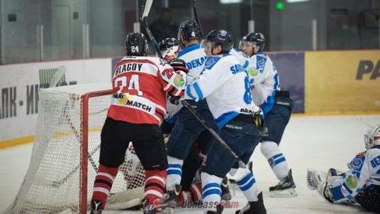 «Донбасс» проиграл «Кривбссу»