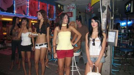 Турция депортирует жриц любви из стран СНГ