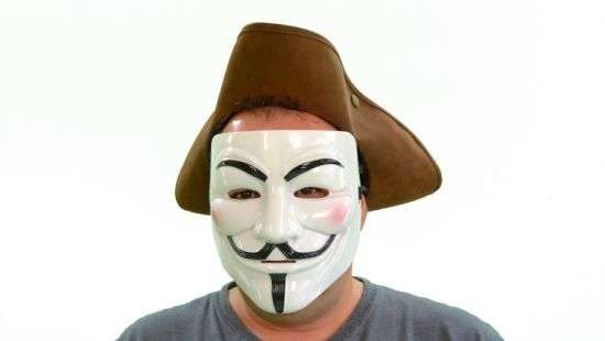 Anonymous взломали часть сайтов в «тёмном интернете»