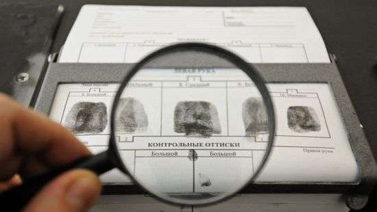 Иностранцев обяжут оставлять отпечатки пальцев при въезде в Китай