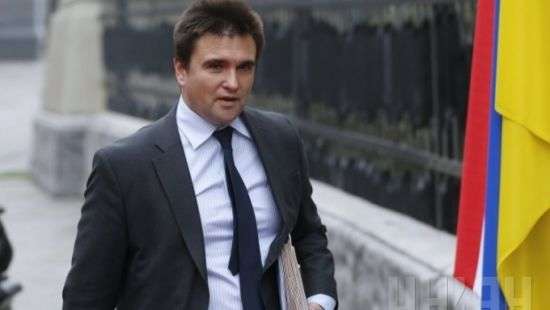 Украинцам могут разрешить въезд в Турцию по внутренним паспортам