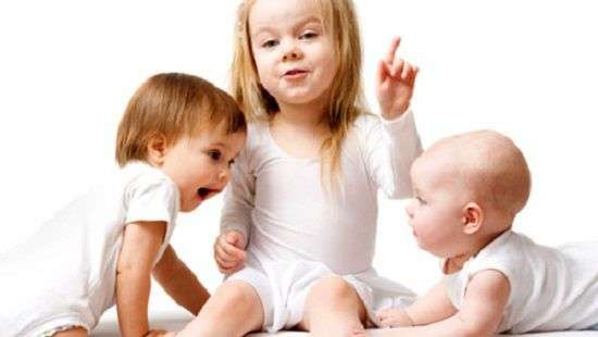 Почему первенцы умнее своих младших братьев и сестер, рассказали специалисты