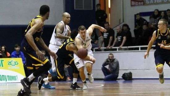 «Химик» и «Будивельник» синхронно побеждают