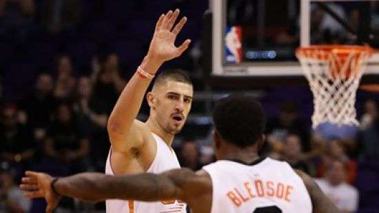 Украинский баскетболист дисквалифицирован за драку в НБА (ВИДЕО)