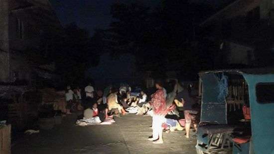 Обнародованы фото и видео разрушительного землетрясения на Филиппинах