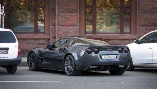 Украинцам назвали новые цены на номера для авто