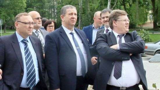 Украинцам запретят получать пенсию и работать одновременно