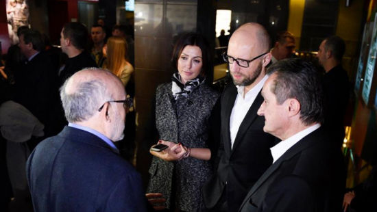 Яценюк изменил внешность (фото)