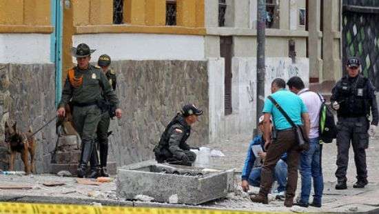 В Колумбии от взрыва пострадали полицейские