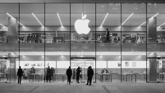 Apple снова возглавила рейтинг самых уважаемых компаний в мире