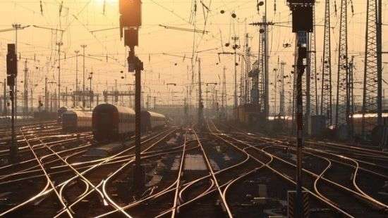 На Луганщине боевики взорвали железнодорожный путь