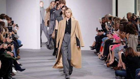 В Нью Йорке прошел запоминающий показ коллекции Michael Kors осень-зима 2017 года