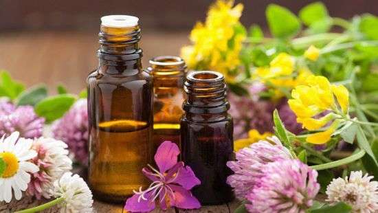 Специалисты назвали лучшие эфирные масла для здоровья зубов