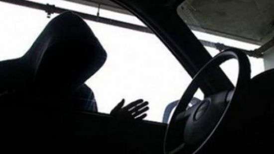 В Черновцах 11-летний мальчик угнал автомобиль