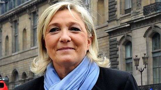 Ле Пен отказалась надеть хиджаб