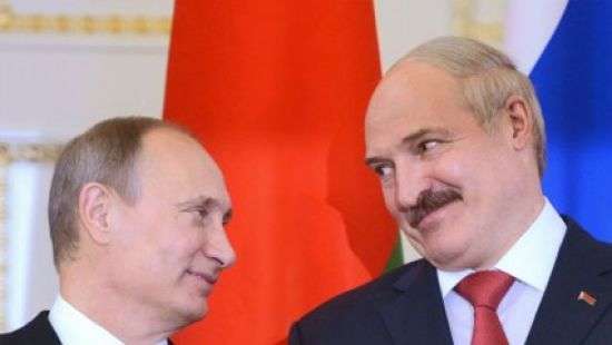 Минюст считает, что Лукашенко «заигрывает» с Путиным