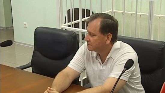 Фигурант «газового дела» Онищенко сбежал