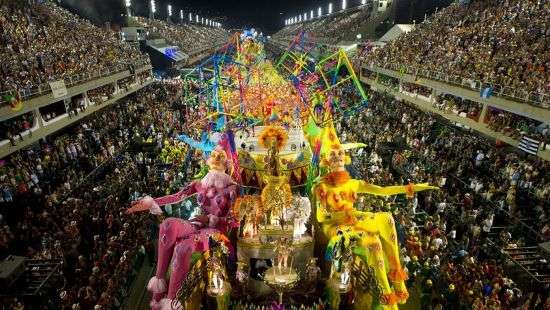 В Рио-де-Жанейро стартует карнавал
