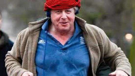 Спортивный прикид главы британского МИД насмешил журналистов (фото)