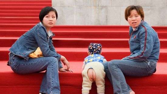 В Китае задумались о повышении рождаемости