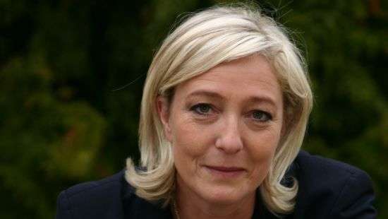 С фаворита президентской гонки во Франции сняли парламентский иммунитет