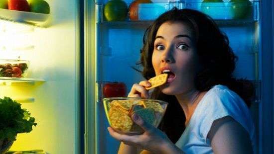 Диетологи назвали 6 основных причин появления лишнего веса