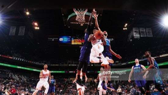 НБА. «Голден Стэйт» терпит поражение от «Чикаго», «Финикс» громит «Шарлотт» + ВИДЕО