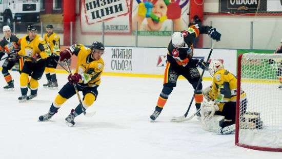 «Кременчук» выиграл чемпионат УХЛ