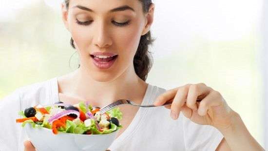 Косметологи назвали 5 самых полезных продуктов для женской красоты