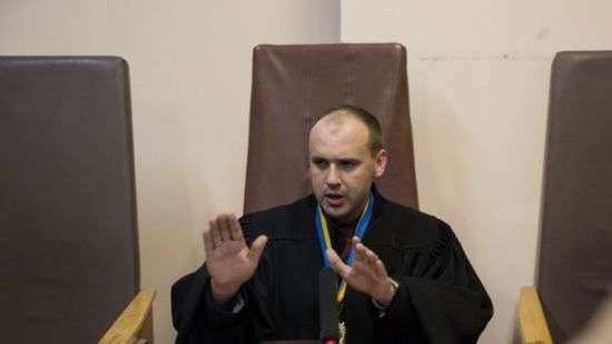 Судья Бобровник продолжит рассматривать дело Насирова