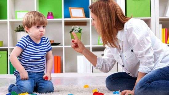 Психологи назвали 5 признаков плохой матери