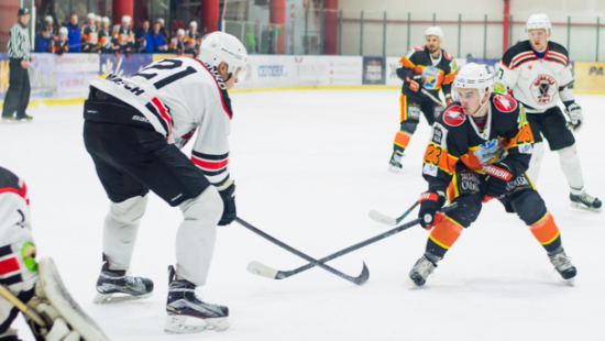 В УХЛ сыгран первый в истории матч плей-офф