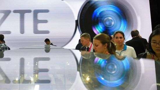 ZTE выплатит $892 миллиона США