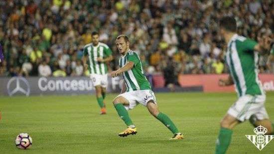 Зозуля разорвал контракт с «Райо Вальекано»