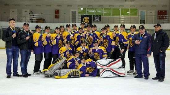 «Королевы Днепра» выиграли ЧУ по хоккею