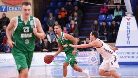 «Химик» обыграл «Черкасские Мавпы»