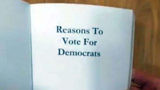 В США книга «Причины голосовать за демократов» вышла с пустыми страницами и стала хитом