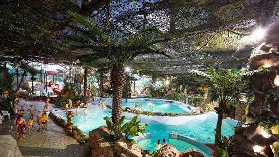 В харьковском аквапарке 20 детей отравились парами хлора, 6 в больнице