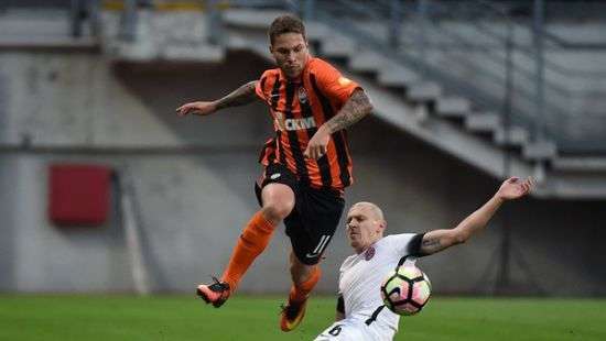 УПЛ. Заря на последних минутах уступает Шахтеру