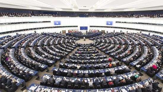 Евросоюз продлил санкции против граждан России