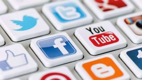 Facebook и Twitter будут штрафовать