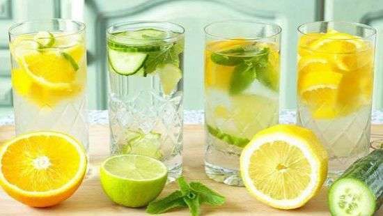 Названы самые эффективные детокс - напитки весны