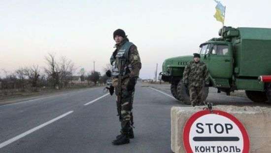 Украина перекрыла все дороги на Донбасс