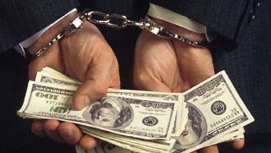 Два СБУшника погорели на взятке в 50 тысяч долларов