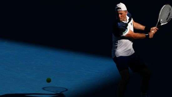 Украинский теннисист не сумел выйти во второй раунд турнира в США