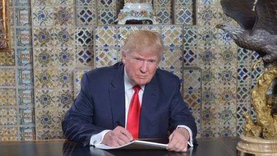 Трампу нужно 4 млрд  долларов на строительство стены на границе с Мексикой