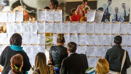 1,7 млн. молодых французов не имеют ни работы, ни образования