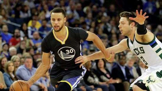 НБА. «Голден Стэйт» разгромно побеждает «Милуоки», «Клипперс» уничтожает дубль «Кливленда» + ВИДЕО