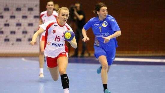 Сборная Украины по гандболу проиграла Польше